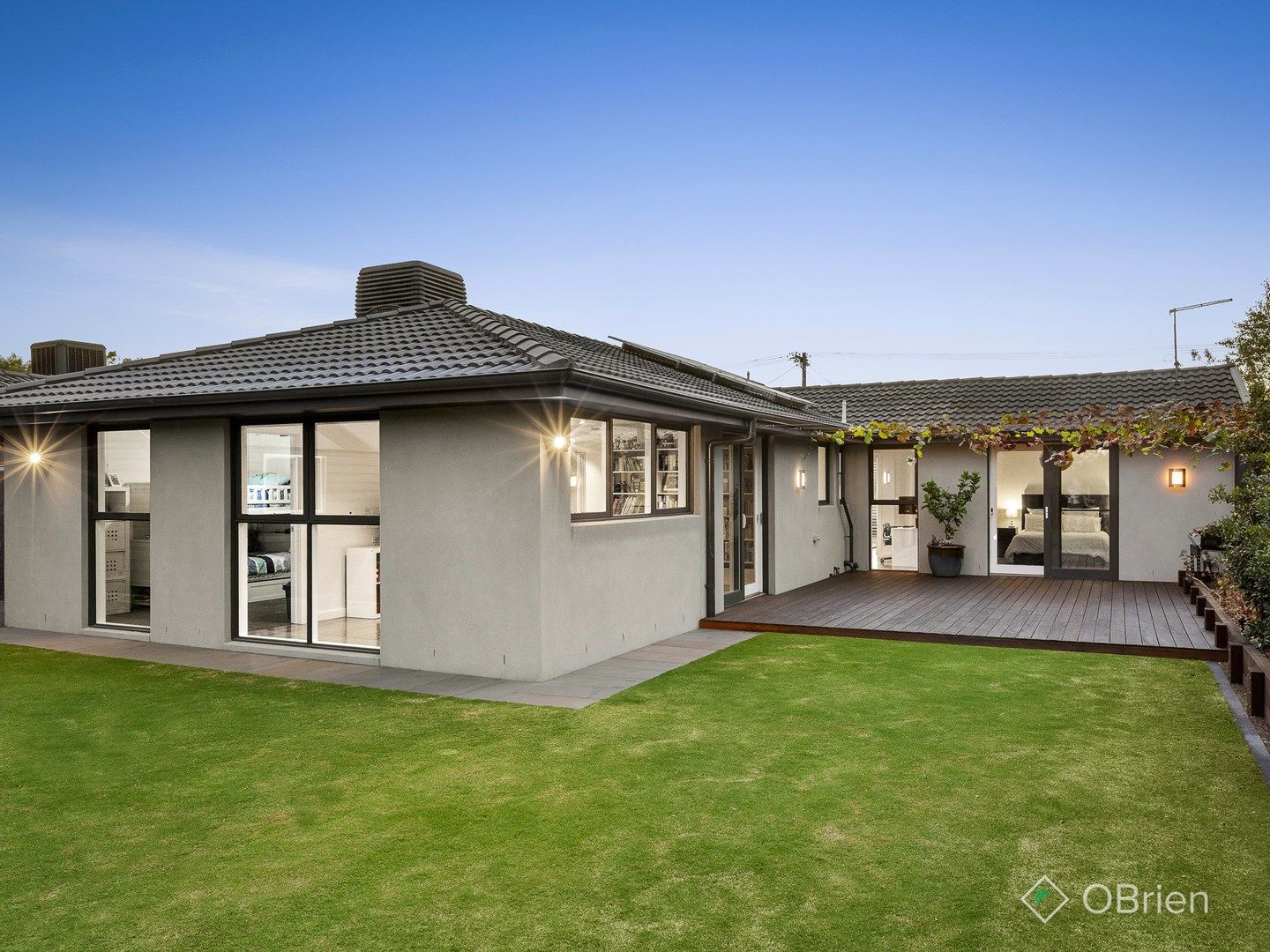 16 Bridgewater Drive, Dingley Village VIC 3172, Image 0