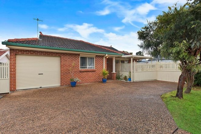 Picture of 1/1 Karooah Avenue, BLUE BAY NSW 2261