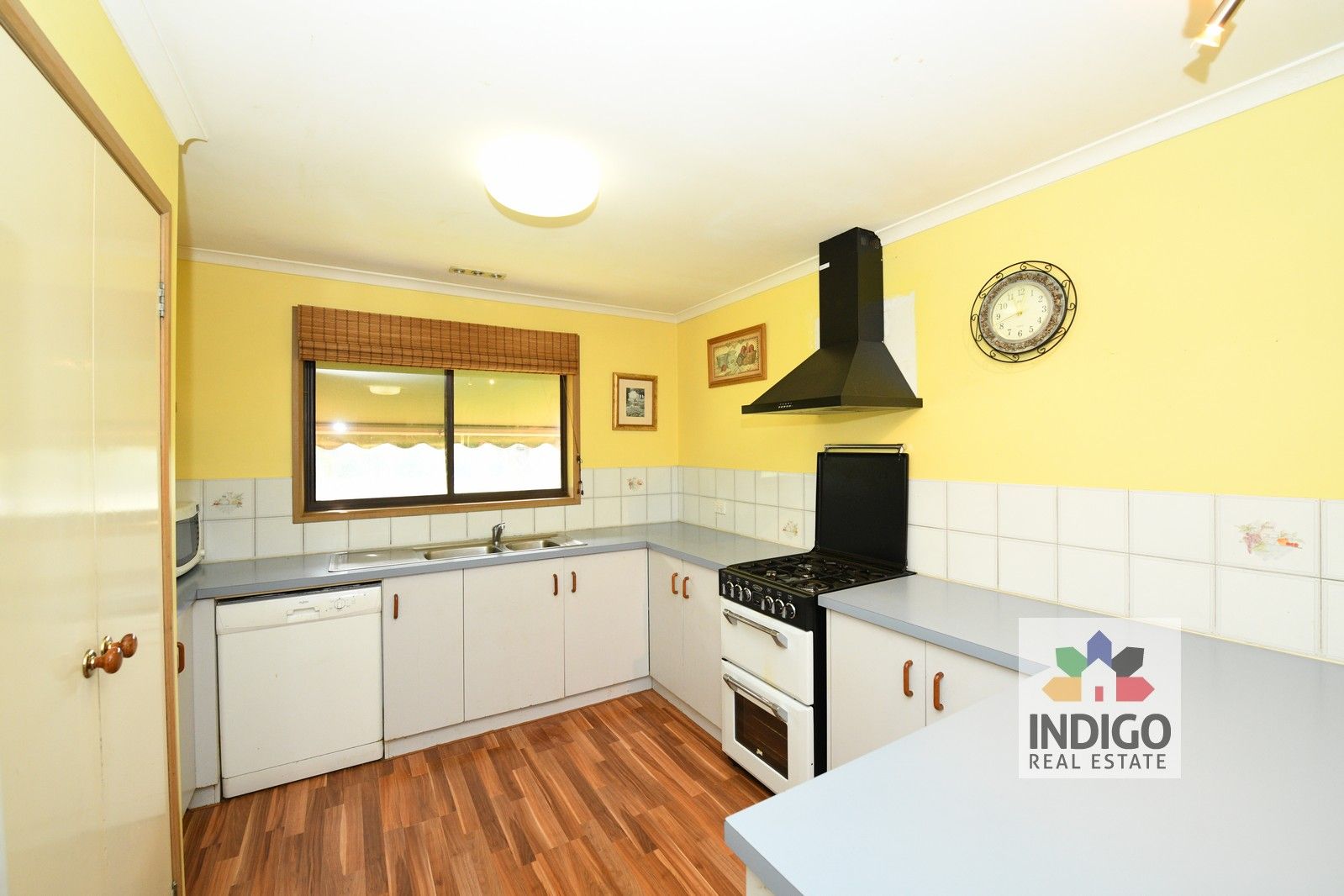 85 Masons Road, Stanley VIC 3747, Image 2