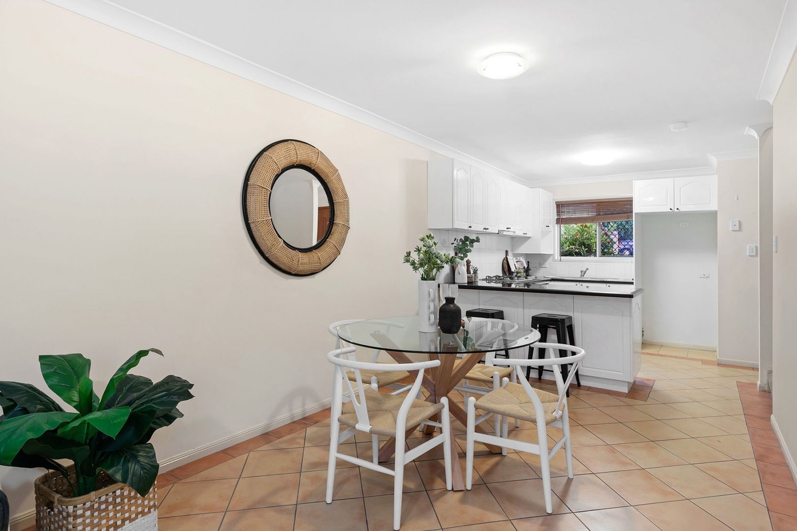 6/12 Kent Street, Coorparoo QLD 4151, Image 2