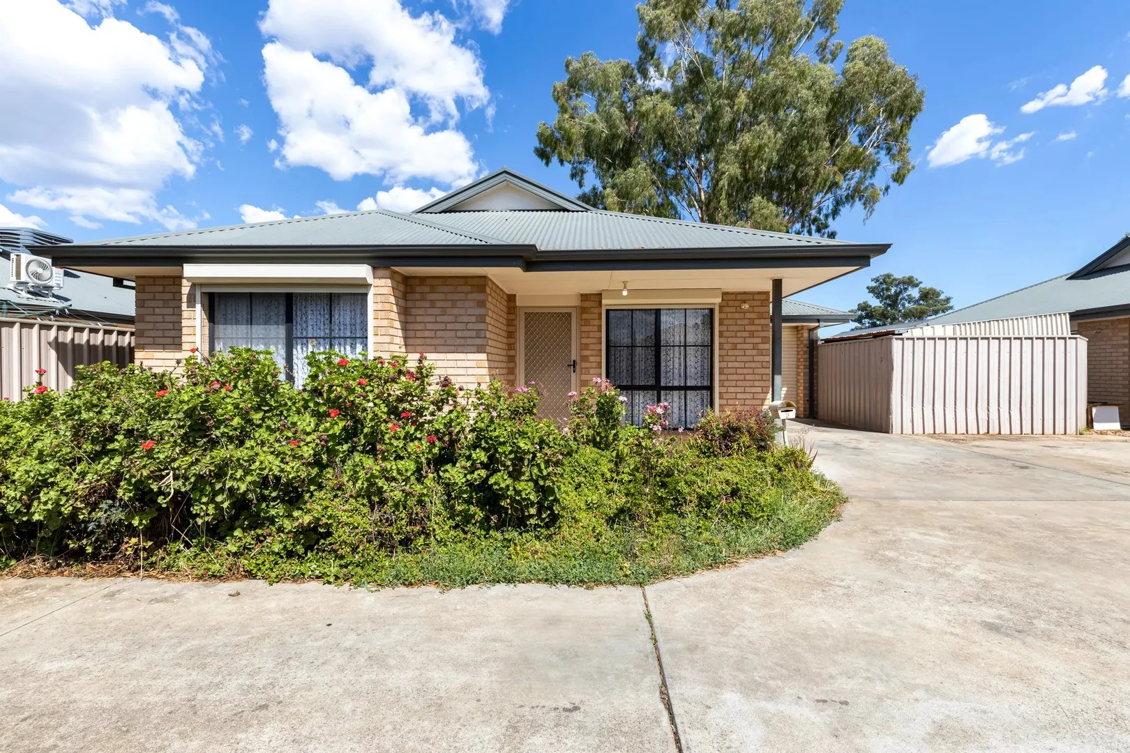 2/22 plough street, Salisbury North SA 5108