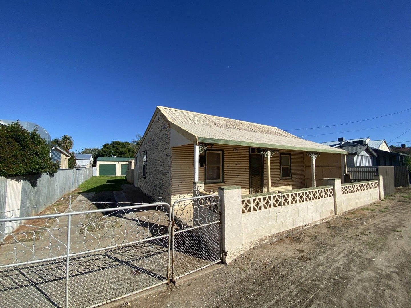 353 Garnet Street, Broken Hill NSW 2880