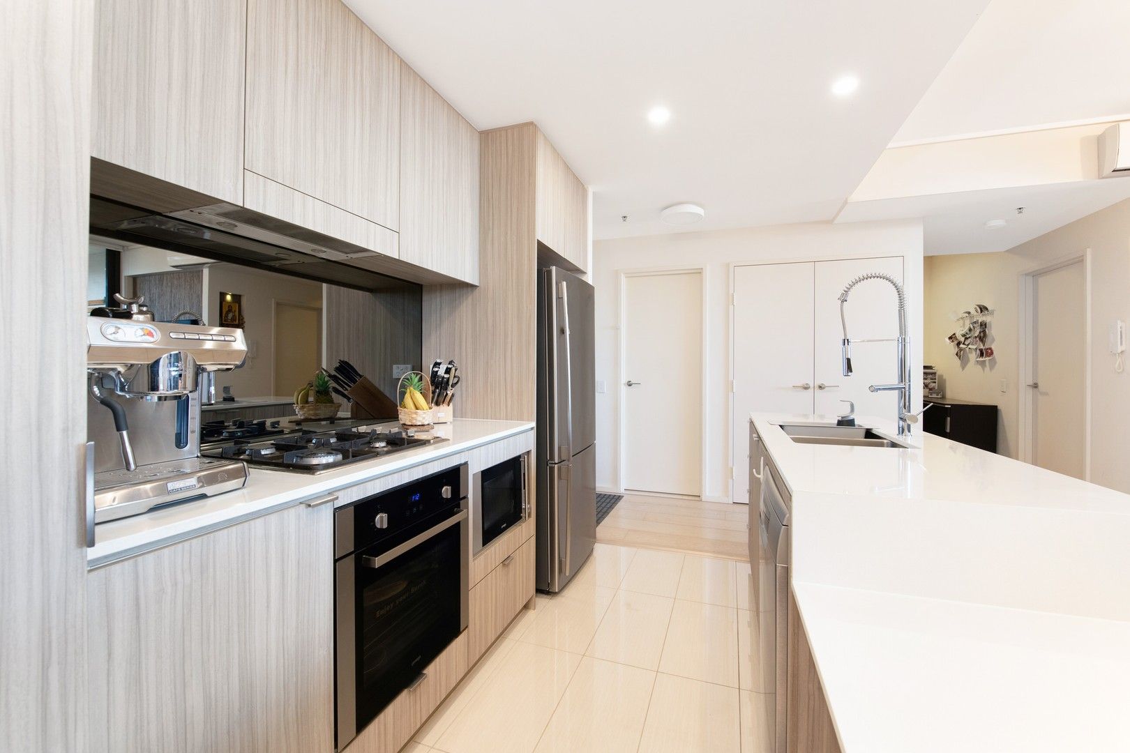 2 bedrooms Apartment / Unit / Flat in 1005/7 Washington Avenue RIVERWOOD NSW, 2210