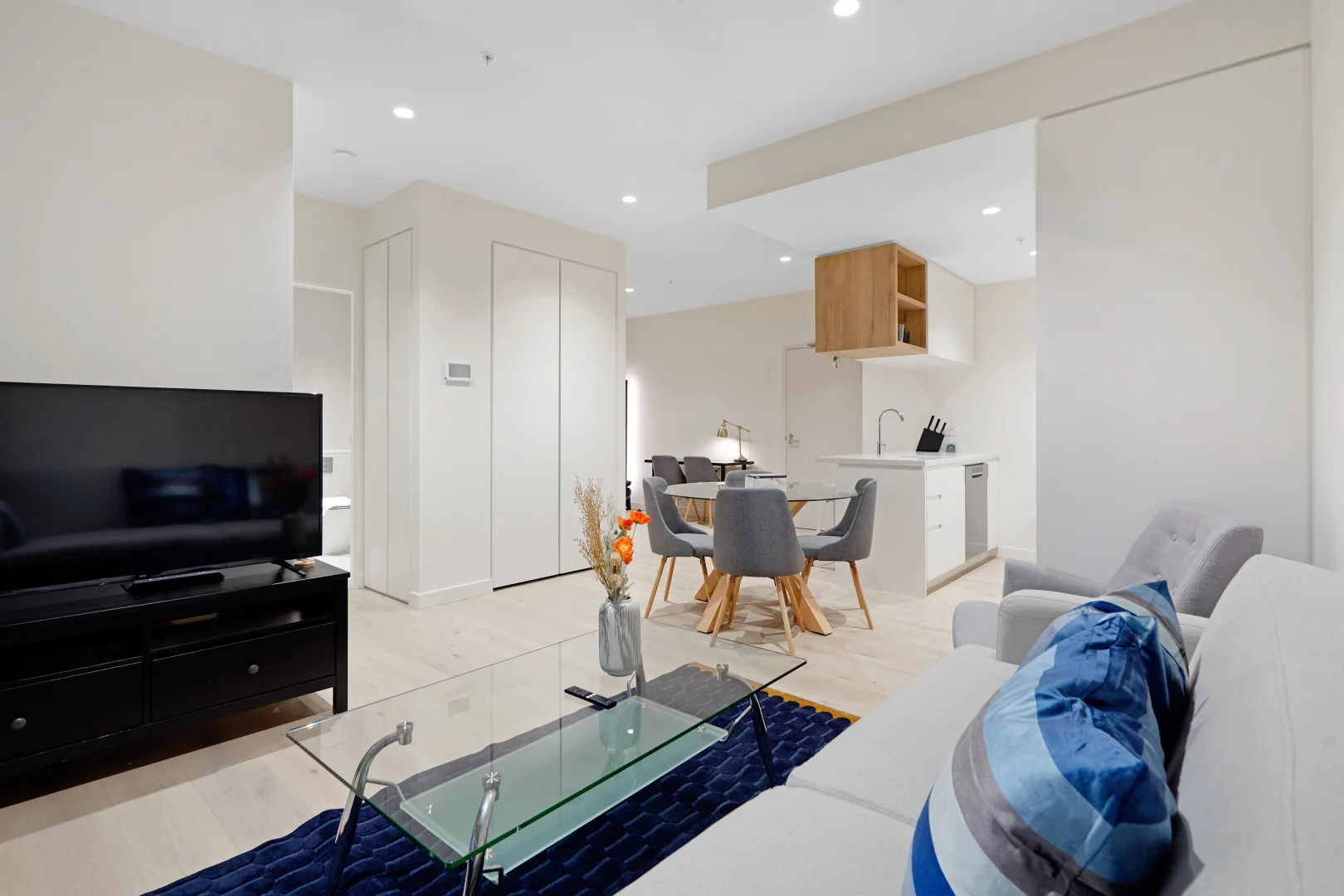 Additional image 4 of 1911/259 Normanby Road, South Melbourne VIC 3205