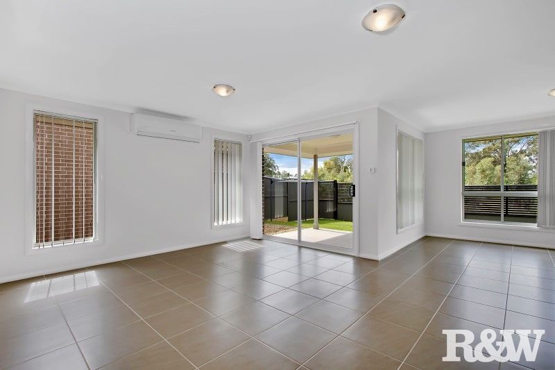 28 Murcutt Street, Ropes Crossing NSW 2760 - House For Rent - $550 | Domain