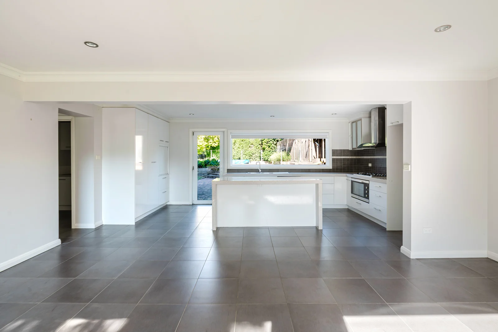 Additional image 2 of 10 Peninsula Place, Mount Eliza VIC 3930