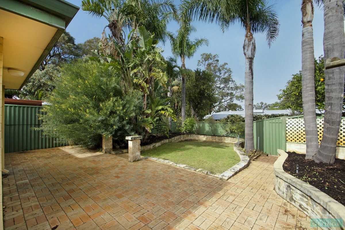 32 Sharon Drive, Carine WA 6020, Image 1