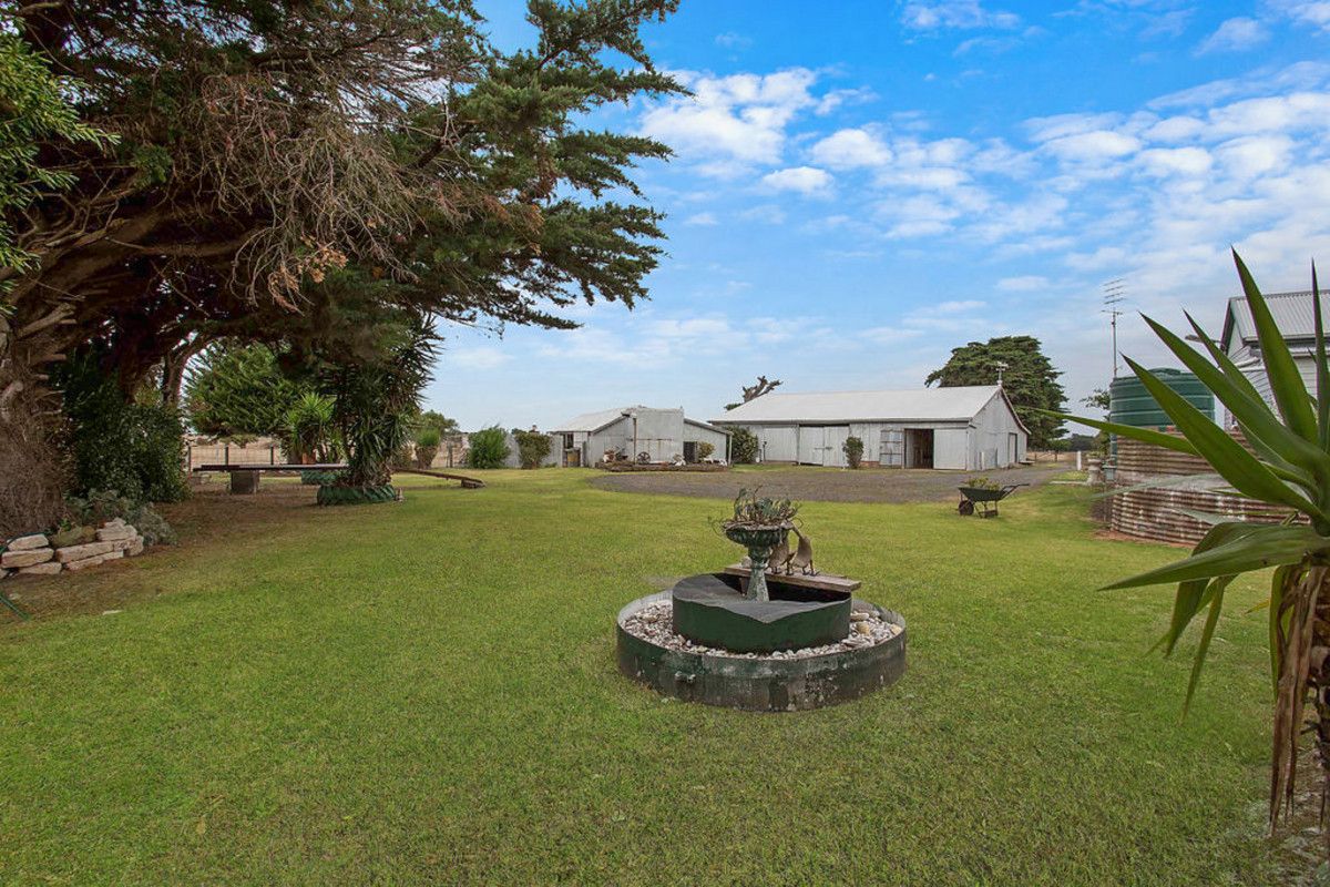 2296 Hamilton - Port Fairy Road, Orford VIC 3284, Image 2