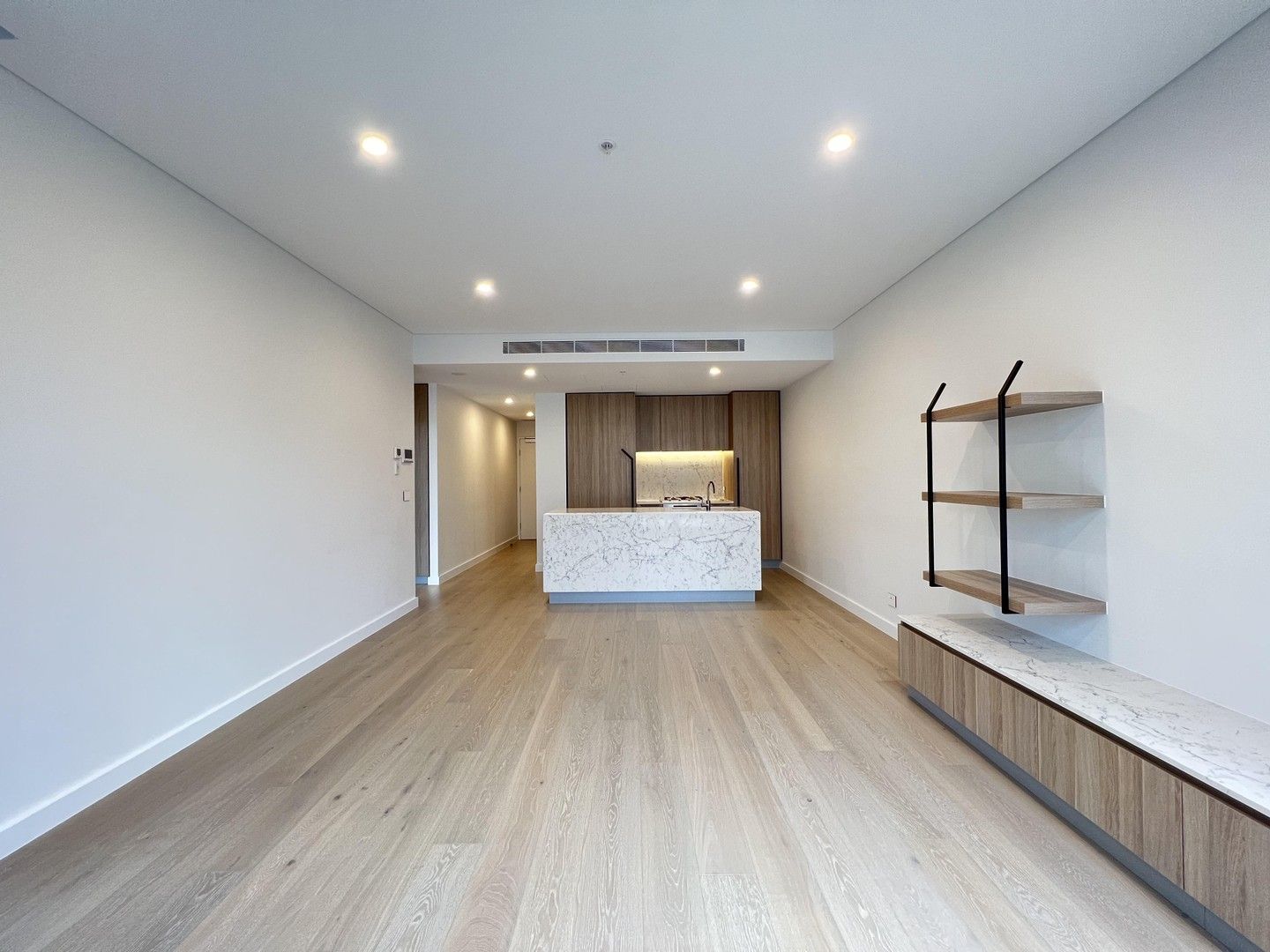 2 bedrooms Apartment / Unit / Flat in B501/82 Waterloo Road MACQUARIE PARK NSW, 2113