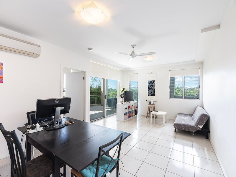 3/74 Durham Street, St Lucia QLD 4067, Image 2