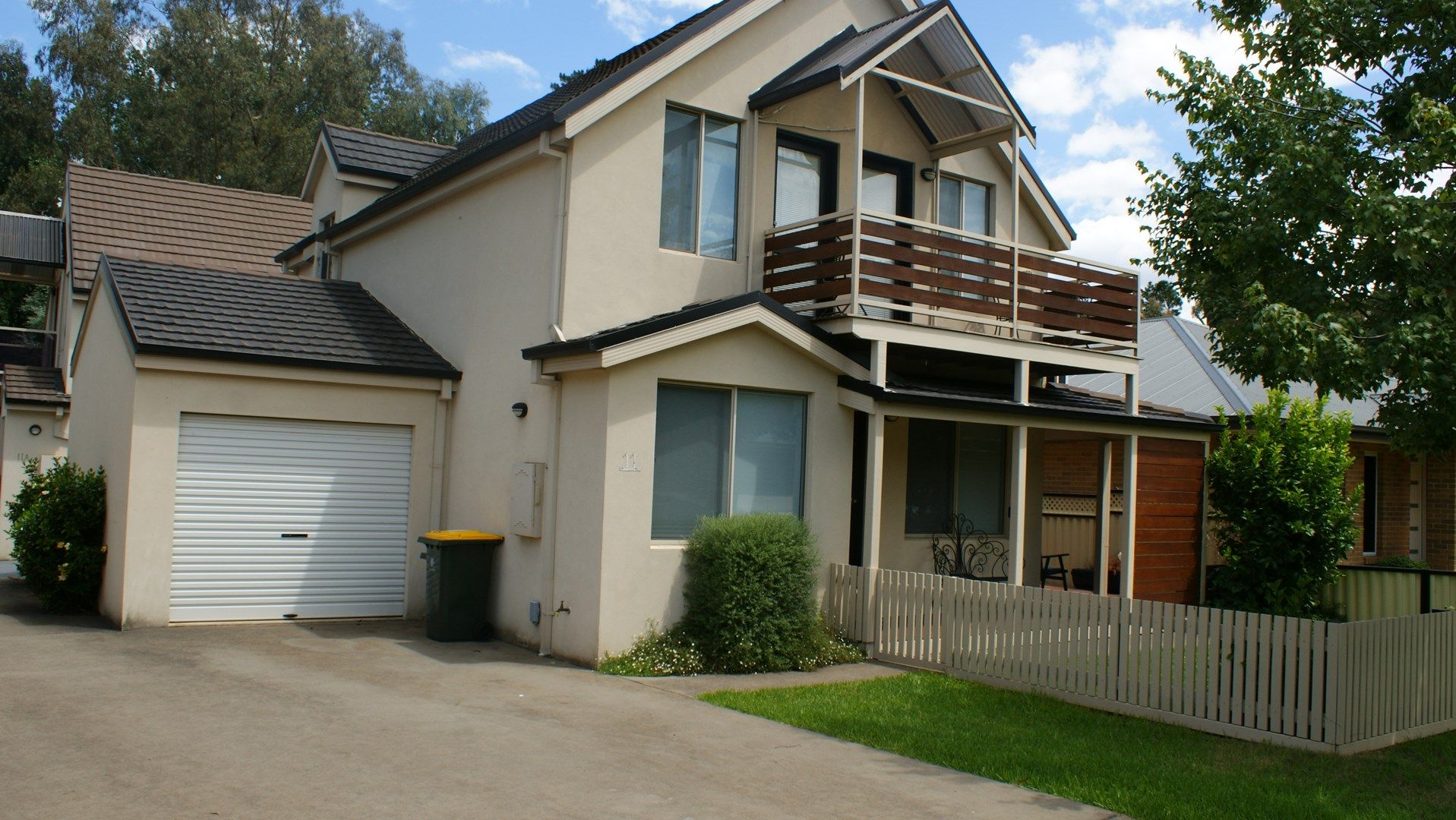 11 Georgian Court, Bright VIC 3741, Image 0