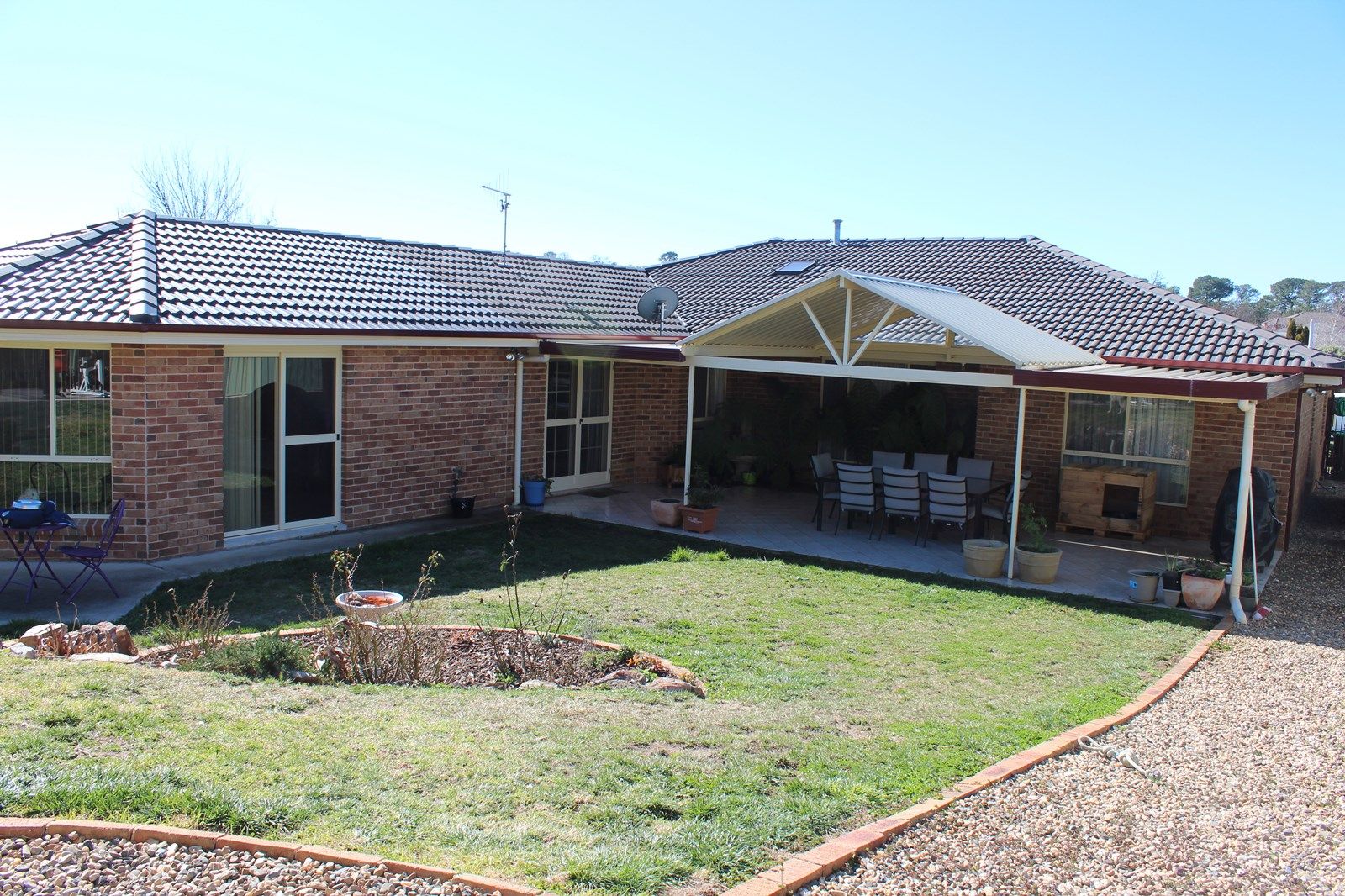 11 Roxburgh, Bathurst NSW 2795, Image 2