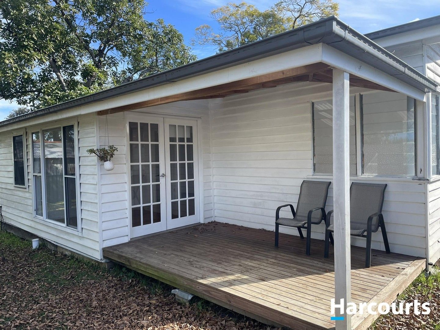 3 bedrooms House in 654 Freemans Drive COORANBONG NSW, 2265