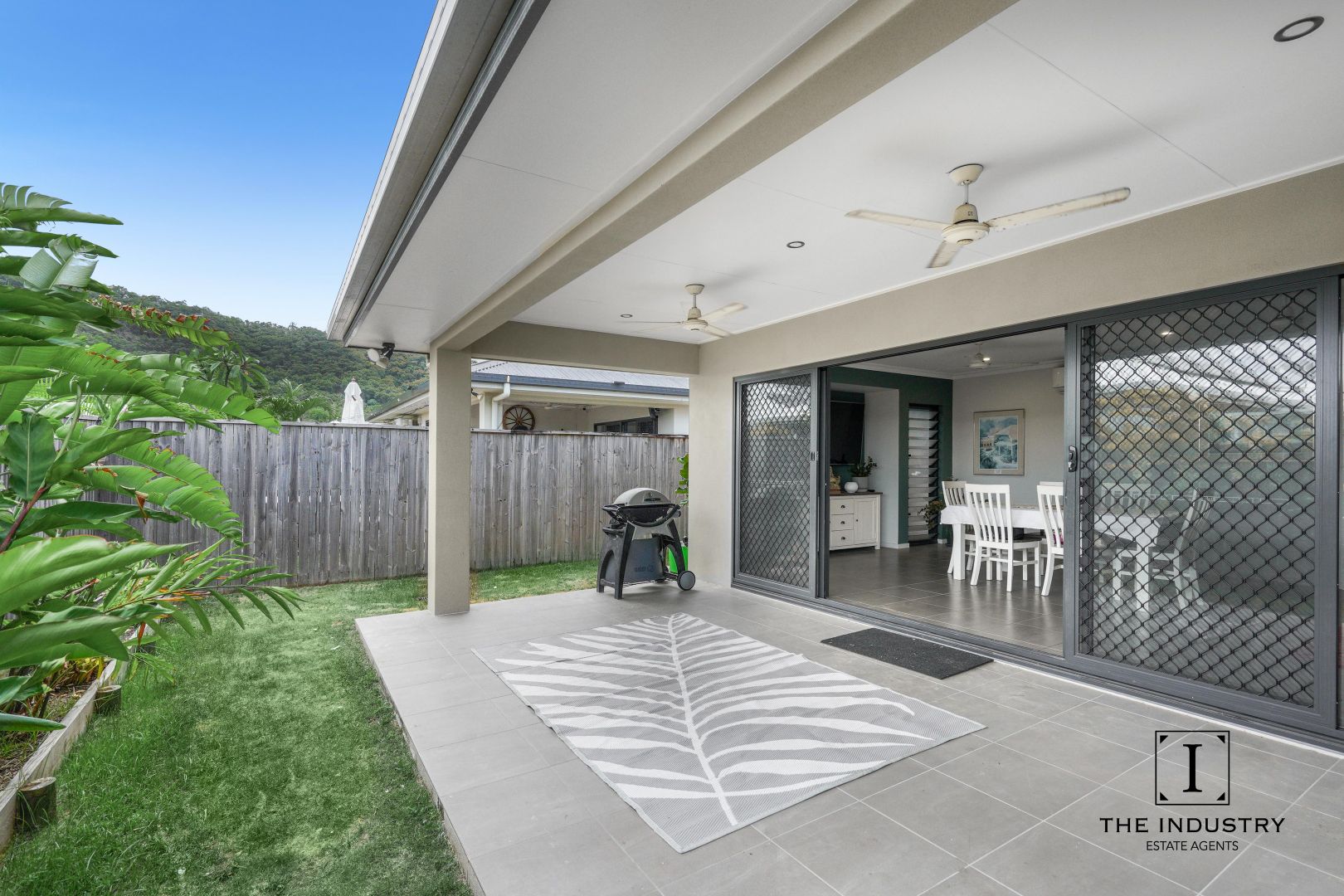 14 Master Circuit, Trinity Beach QLD 4879, Image 2