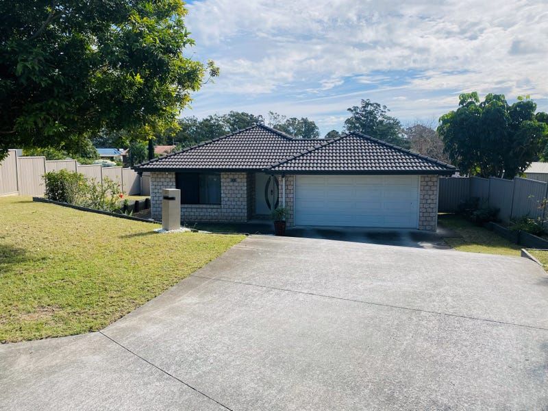 4 bedrooms House in 16 Brodiek Street STRATHPINE QLD, 4500