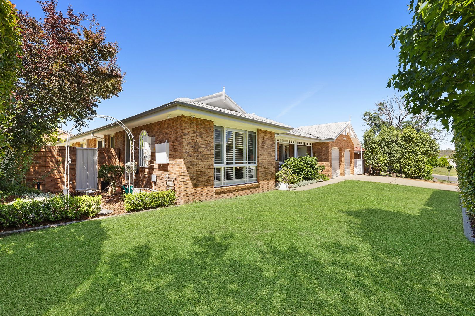 76 Bimberi Crescent, Palmerston ACT 2913, Image 2