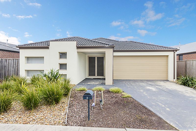 4 bedrooms House in 7 Brockman Street CRANBOURNE EAST VIC, 3977