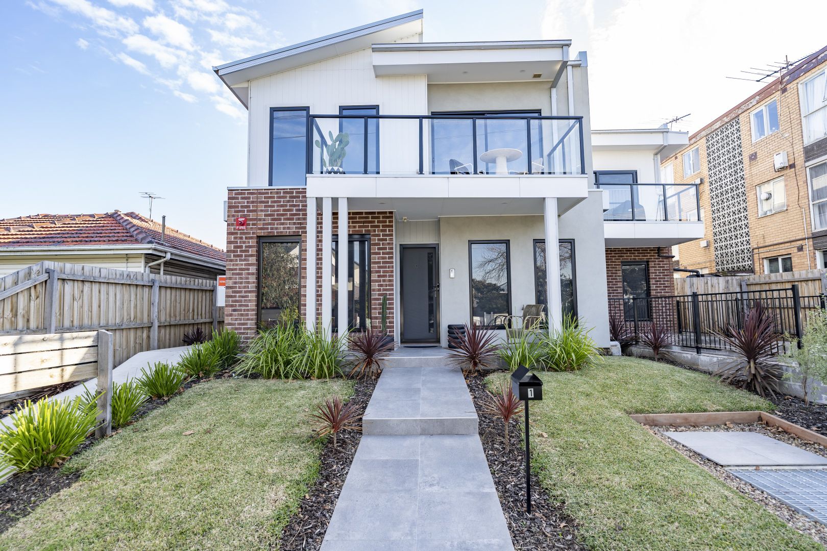 6/92 Roberts Street, West Footscray Property History & Address
