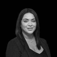 Naz Sharifai, Property manager