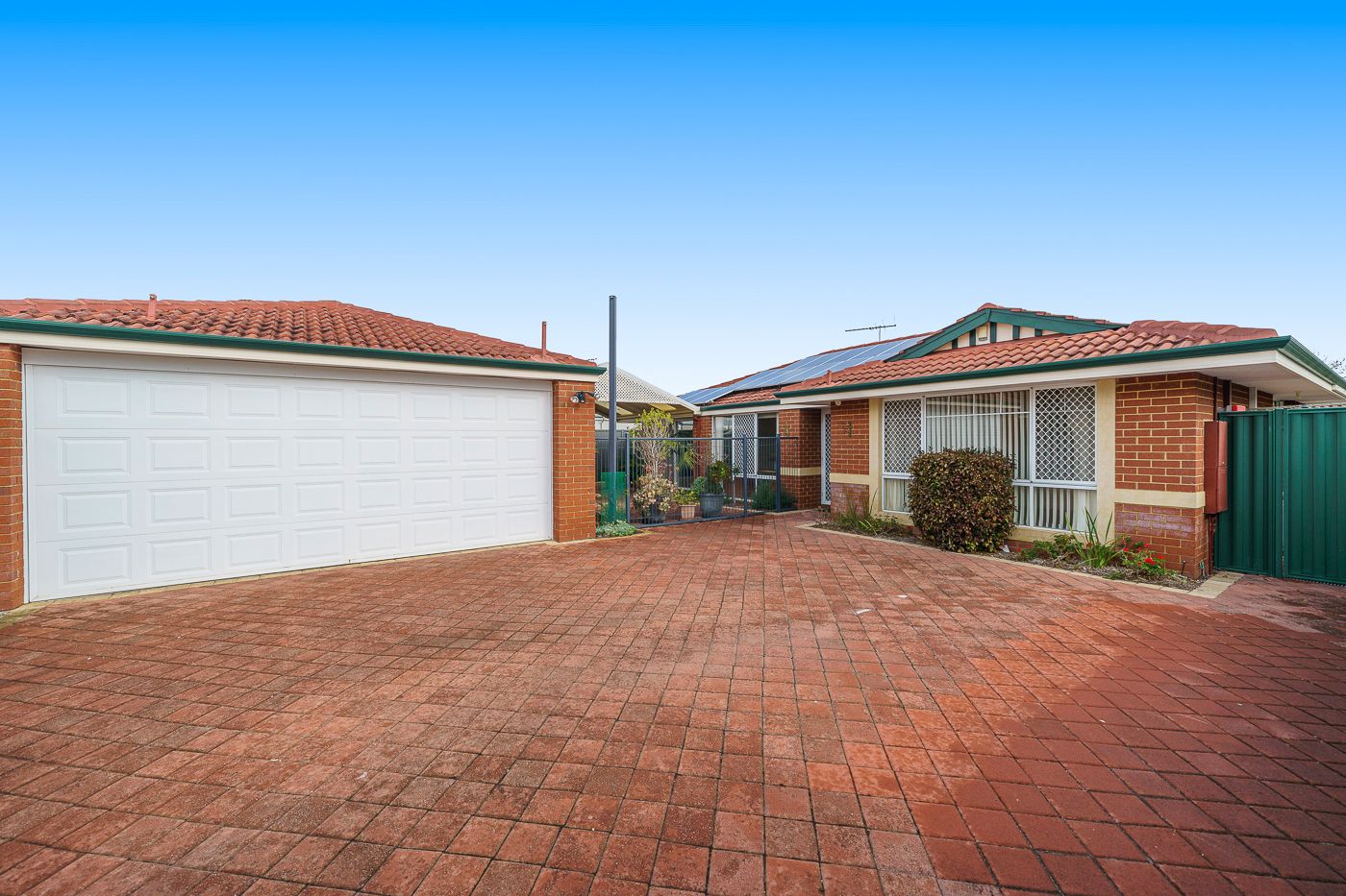 3 bedrooms House in 69B Leeds Street DIANELLA WA, 6059