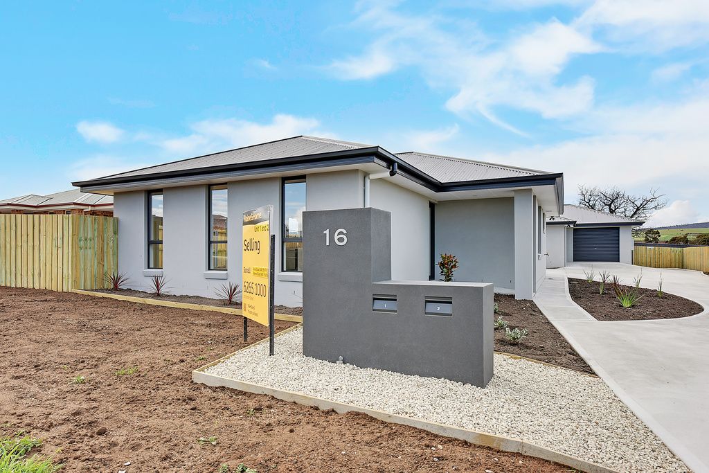 Units 1&2, 16 Whitelea Court, Sorell TAS 7172, Image 0