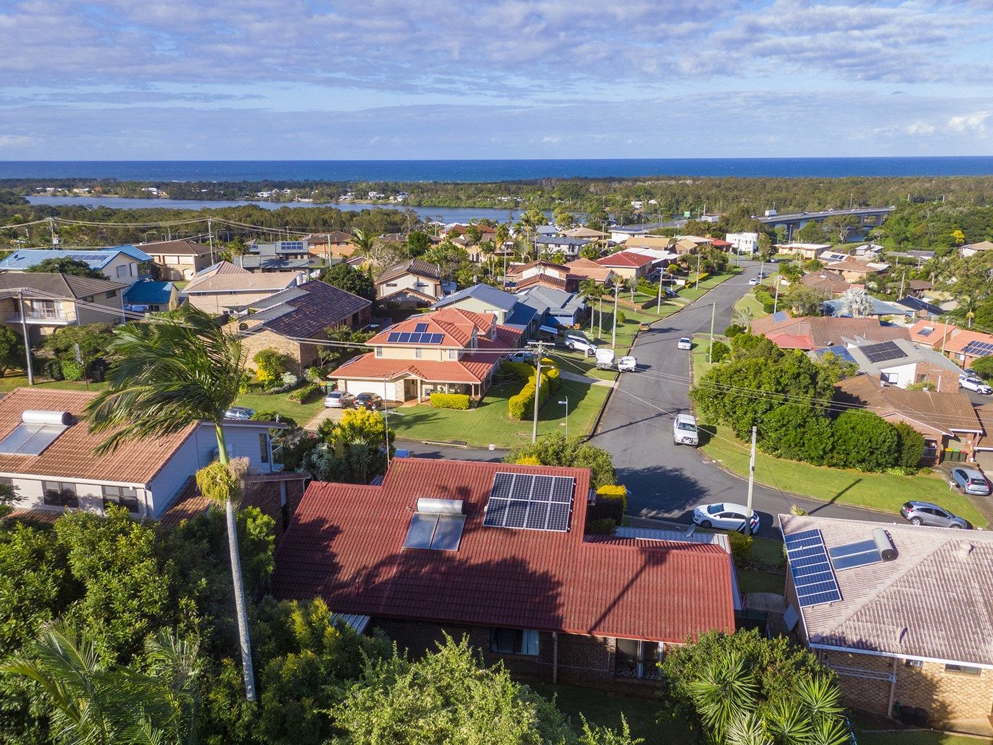 4 Mibbin Parade, Banora Point NSW 2486, Image 0