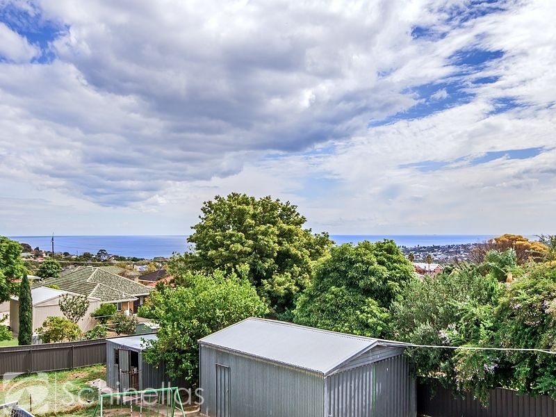 10 Gooroonga Street, Seaview Downs SA 5049, Image 2