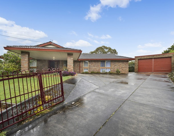 1 Foley Crescent, Black Hill VIC 3350