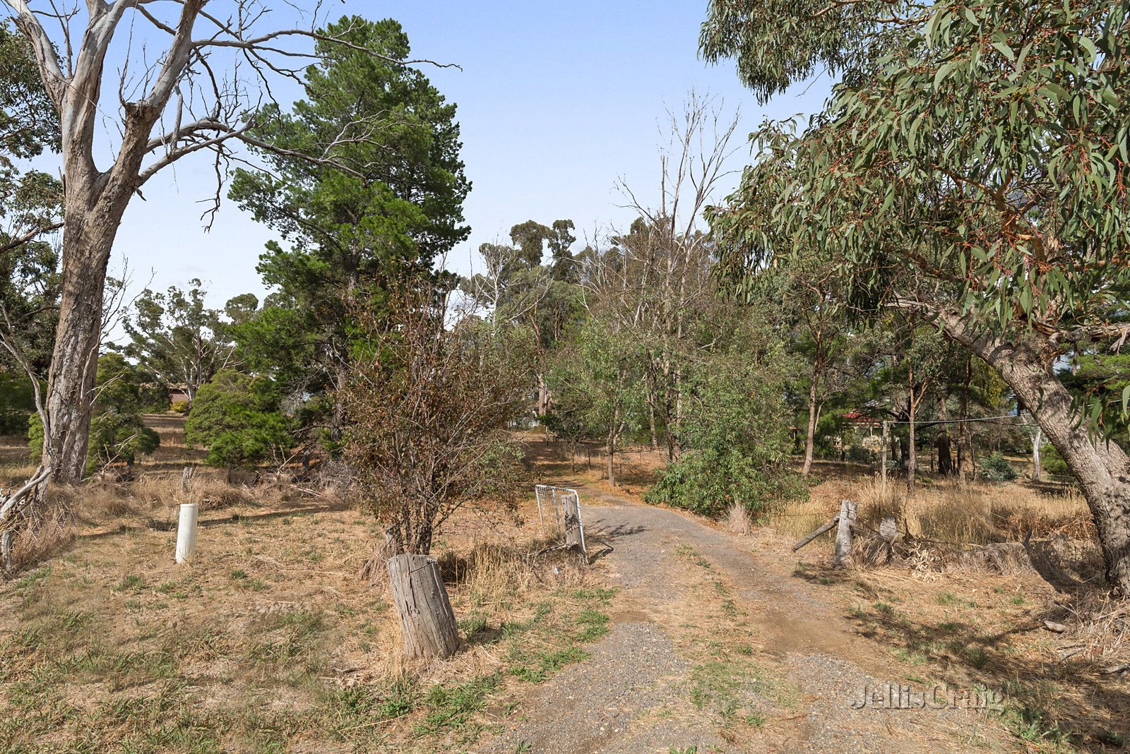 8912 Midland Highway, Harcourt VIC 3453, Image 2