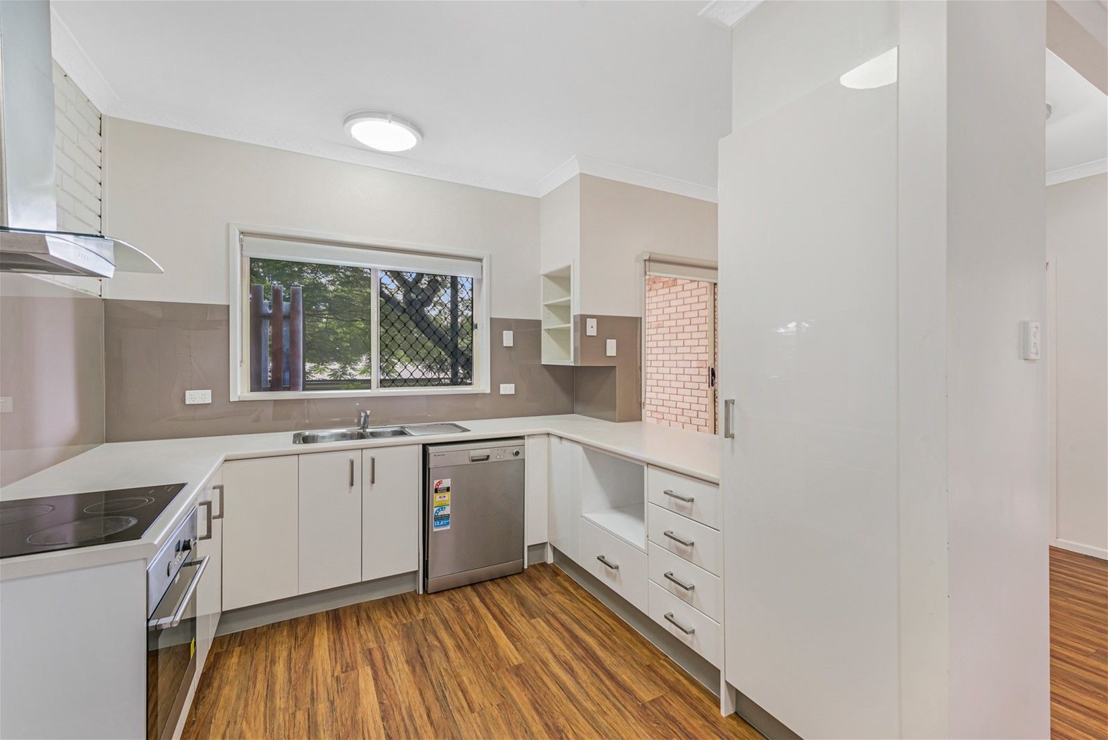 3 bedrooms Townhouse in 1/23 Venner Road ANNERLEY QLD, 4103