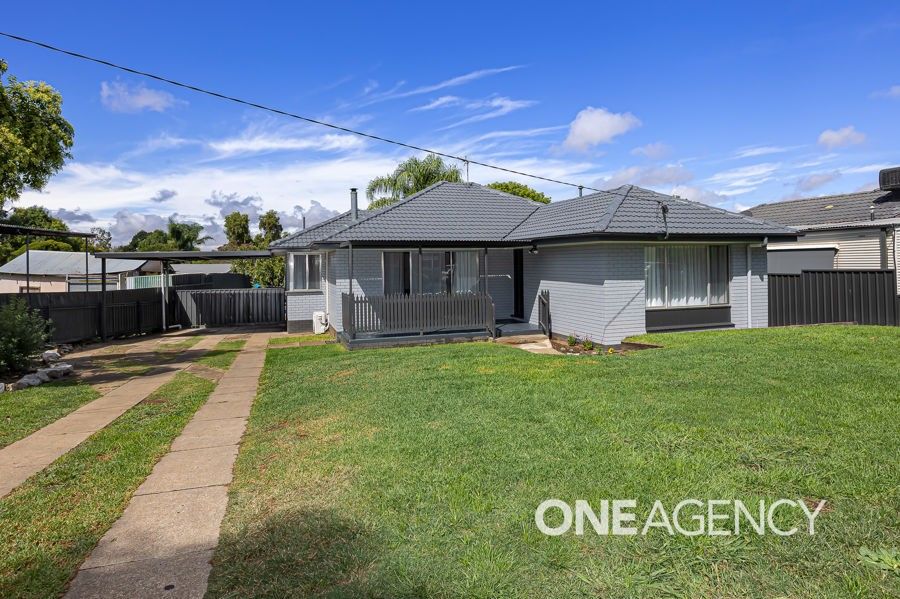 16 ZIEGLER AVENUE, Kooringal NSW 2650, Image 0