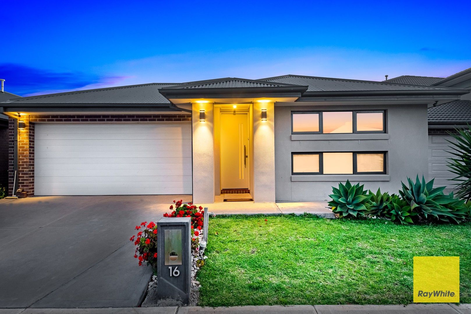 4 bedrooms House in 16 Litoria Drive TRUGANINA VIC, 3029