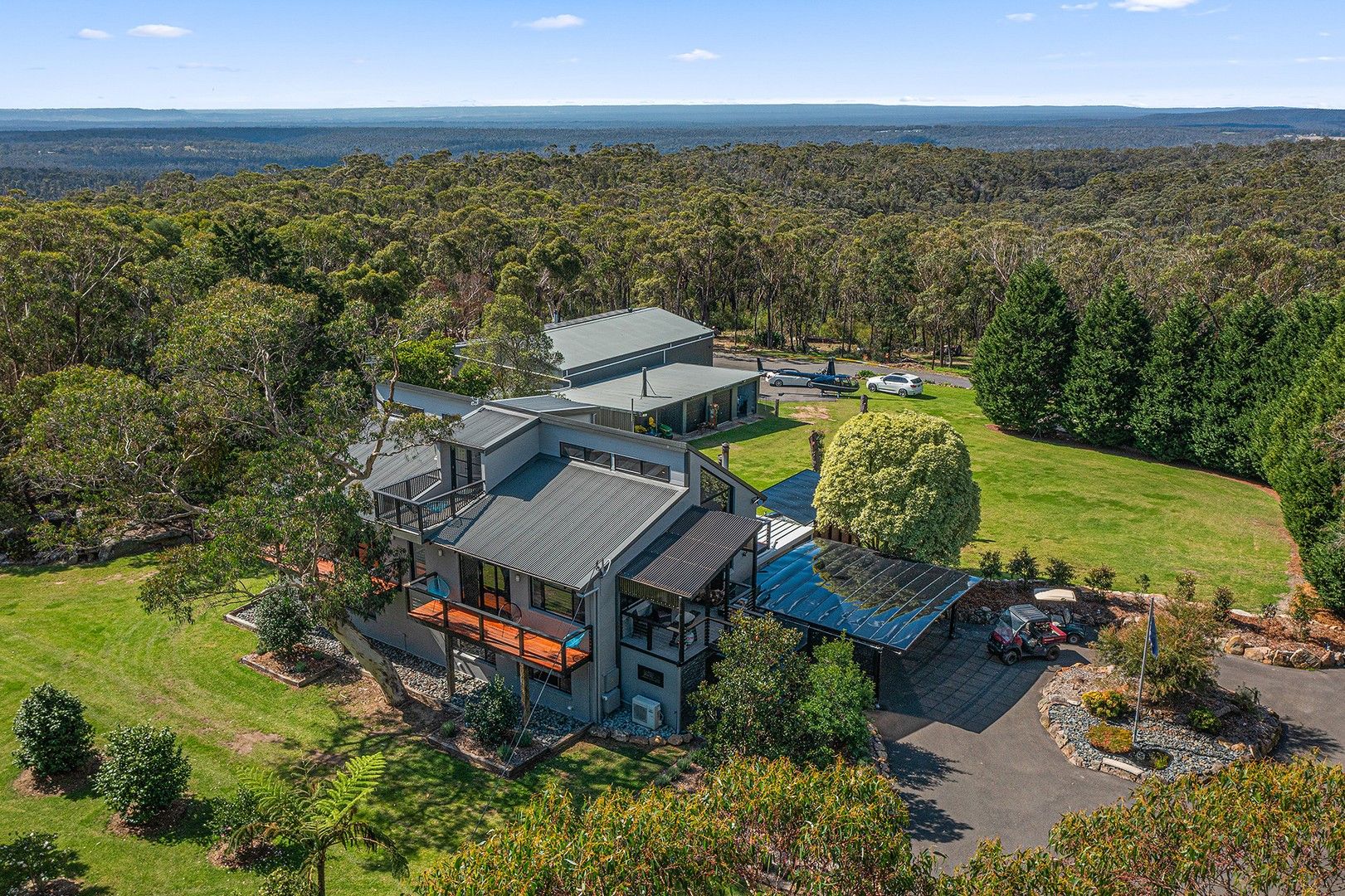 4 bedrooms Acreage / Semi-Rural in 16 Grandview Parade HILL TOP NSW, 2575
