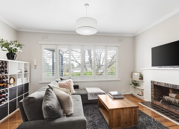 1/20 Chaucer Crescent, Canterbury VIC 3126