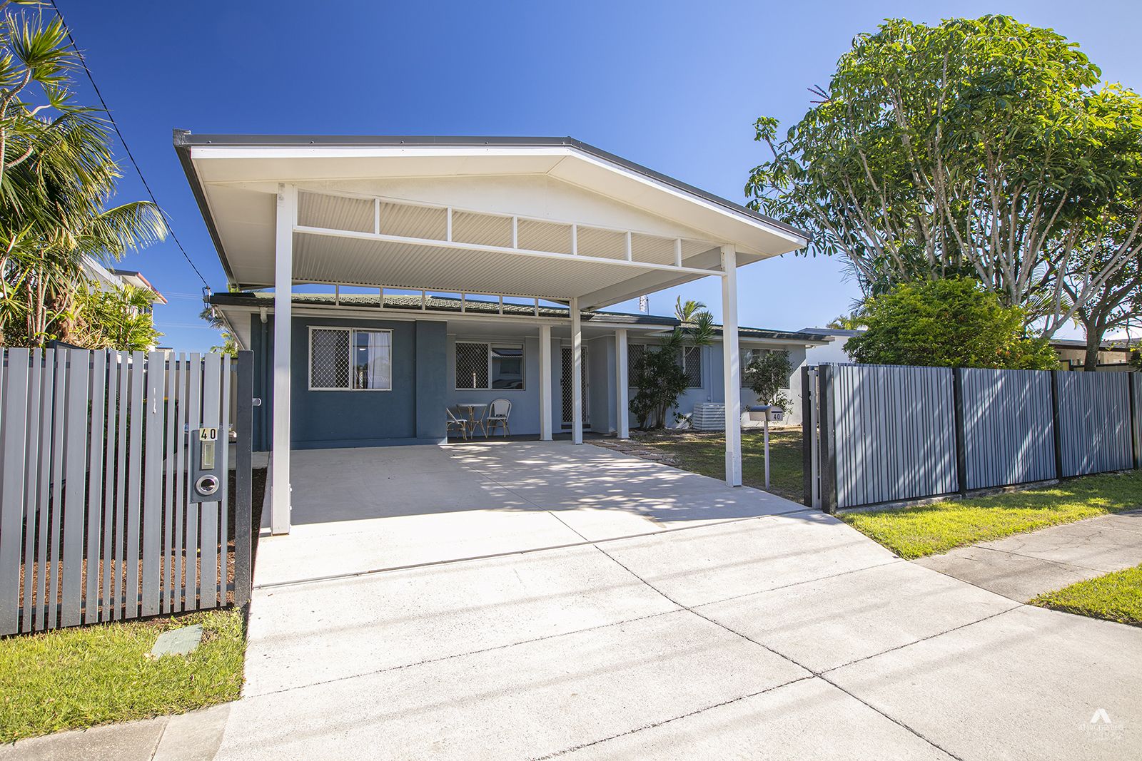 4 bedrooms House in 40 Mulgani Street WARANA QLD, 4575