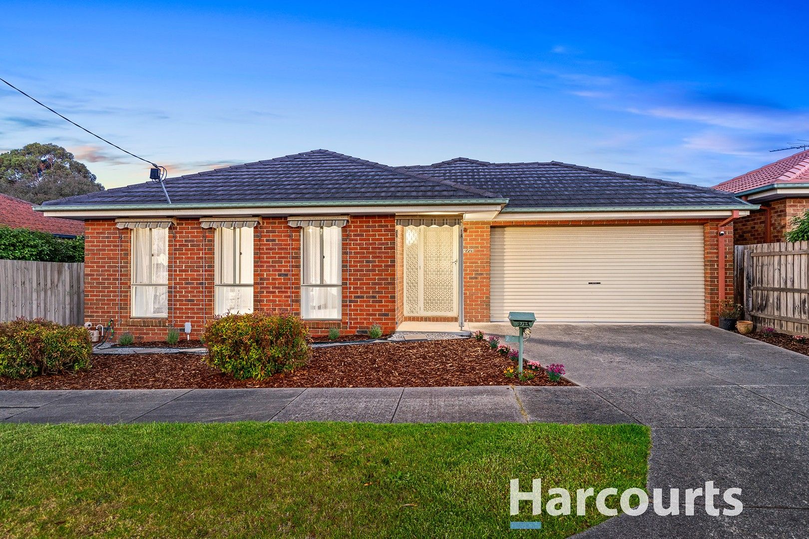 3 bedrooms Apartment / Unit / Flat in 2/21 Woodmason Road BORONIA VIC, 3155