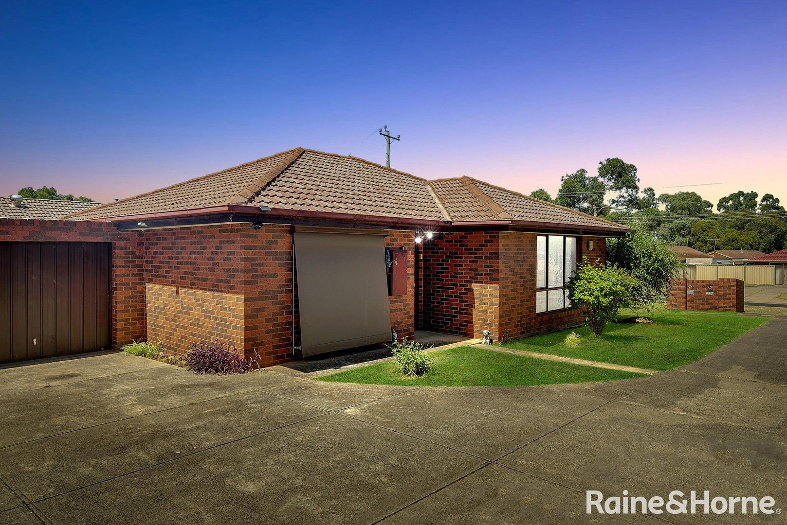 1/11 Reserve Road West, Melton VIC 3337, Image 0