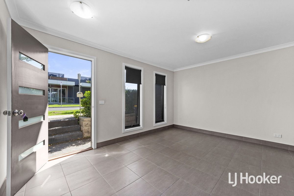 11 Matilda Avenue, Wollert VIC 3750, Image 1