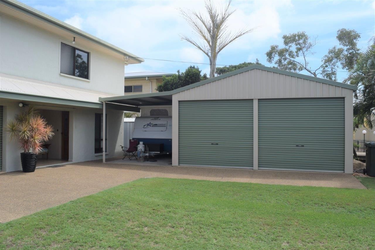 62 Corser St, Burnett Heads QLD 4670, Image 2