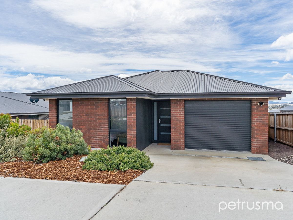 31 Sandpiper Drive, Midway Point TAS 7171, Image 0
