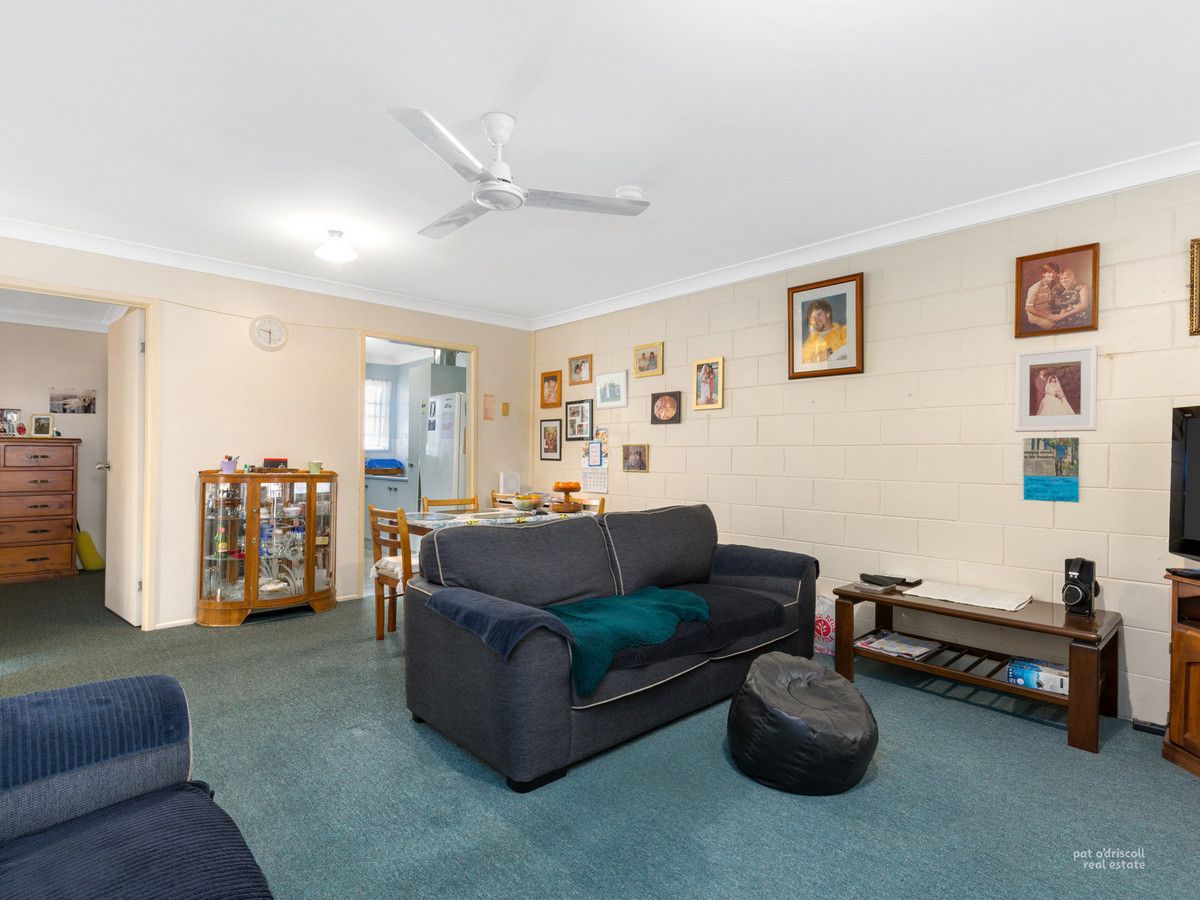 12/5 Kingfisher Parade, Norman Gardens QLD 4701, Image 2