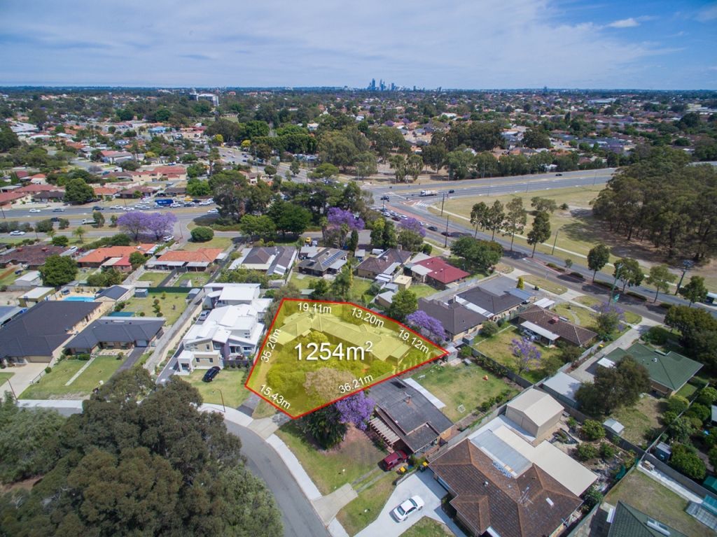 17 & 17A Alderley Square, Wilson WA 6107, Image 1