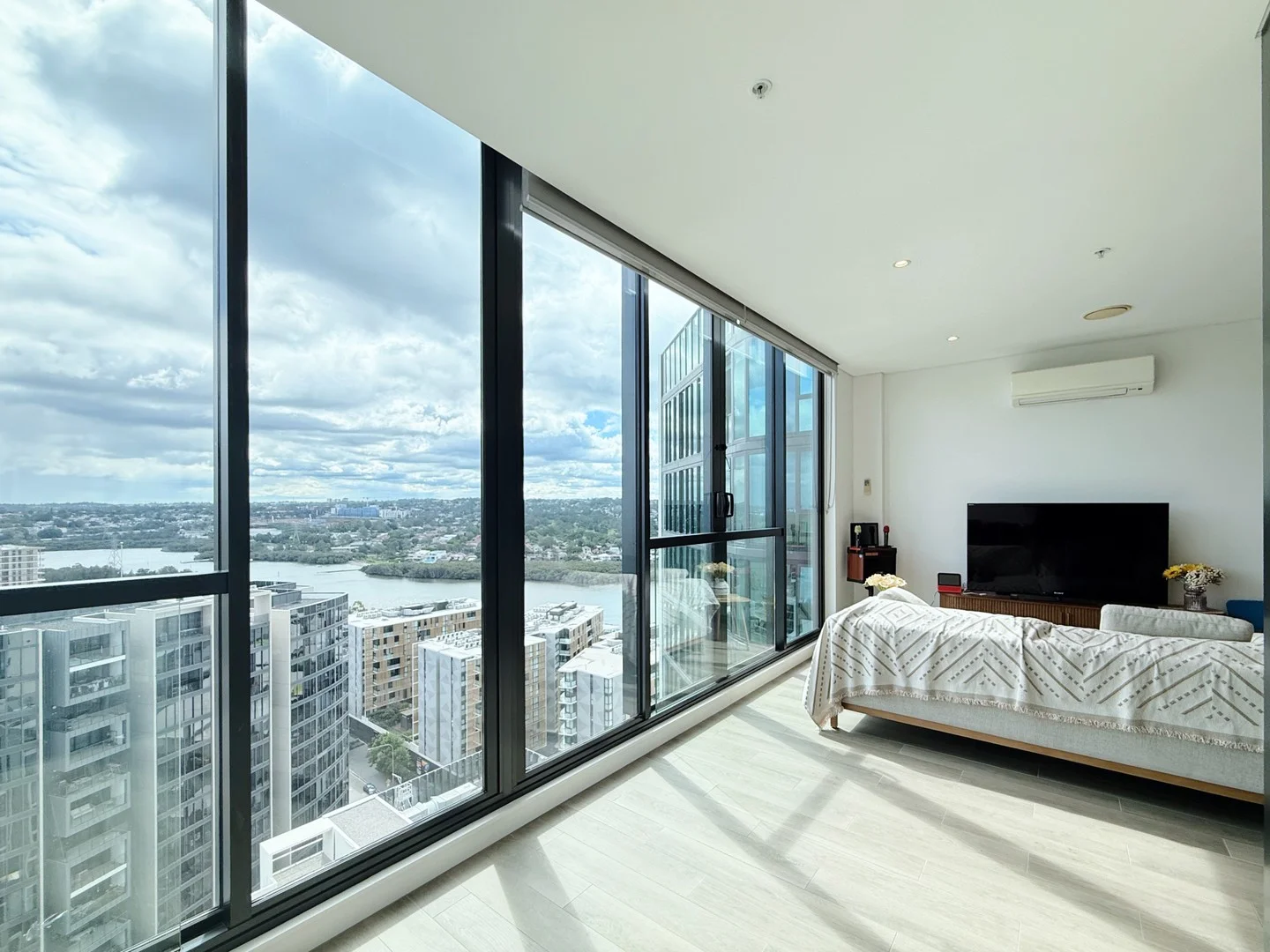 1913/17 Wentworth Place, Wentworth Point NSW 2127