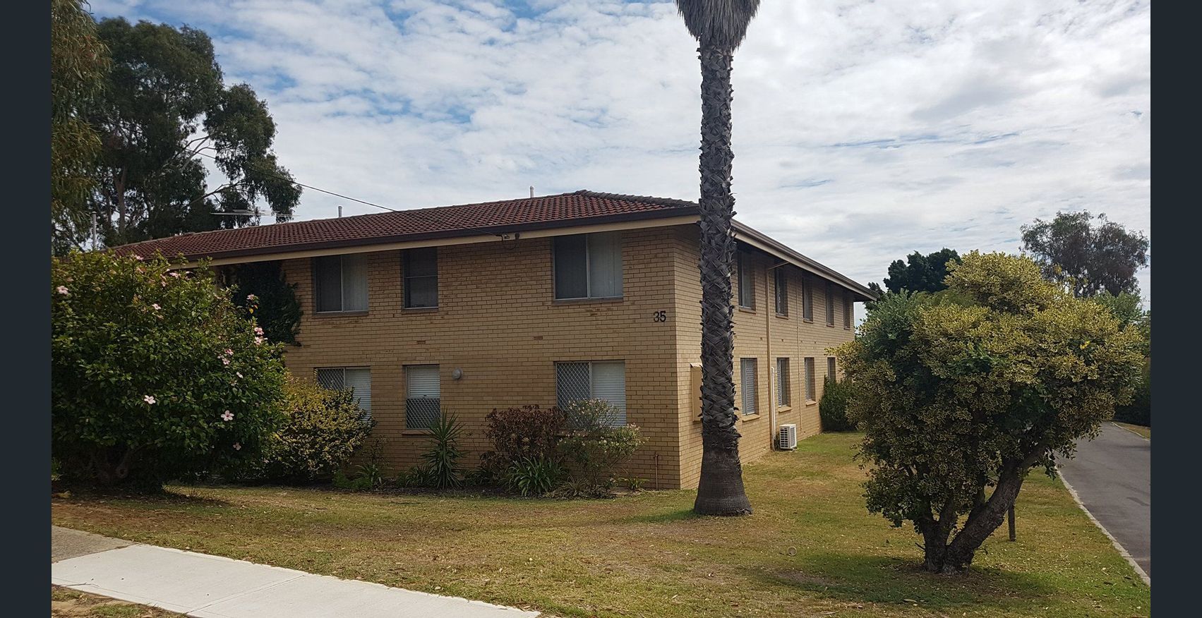 1 bedrooms Apartment / Unit / Flat in 1/35 Sherwood Street MAYLANDS WA, 6051