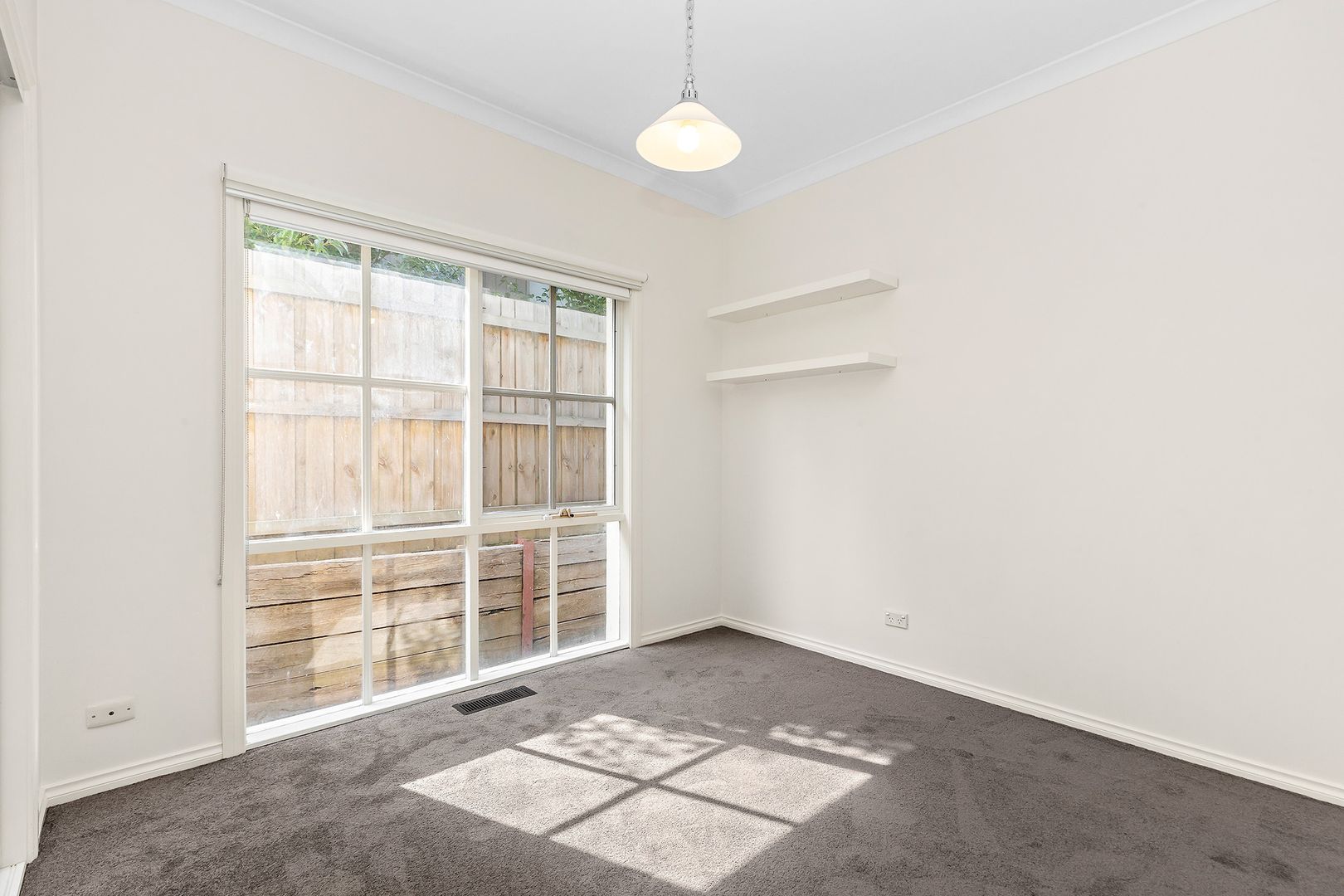 2/3 Walter Street, Bulleen VIC 3105, Image 2