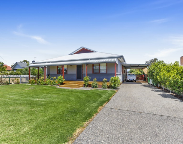 31 Peet Street, Harvey WA 6220