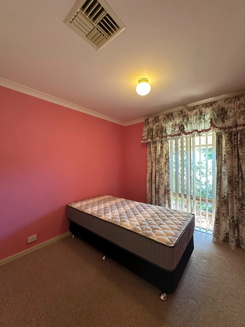 Additional image 7 of 1 Honeyeater Retreat, Brookdale WA 6112