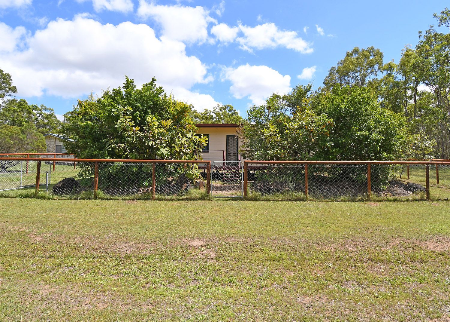 13 Bellevue Street, Howard QLD 4659