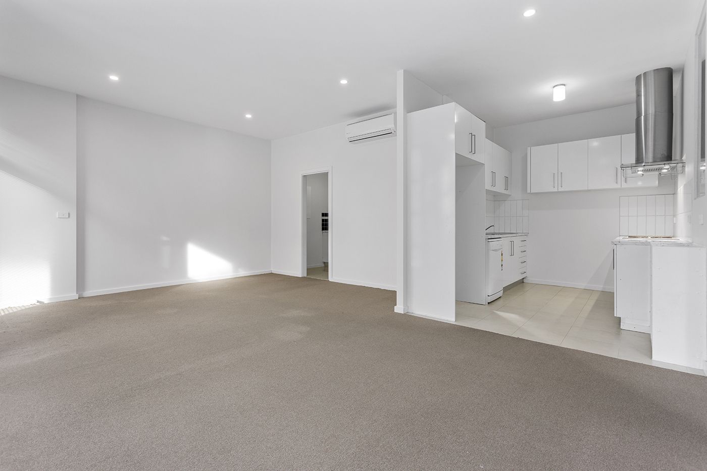 3/3 Wardens Walk, Coburg VIC 3058 Apartment For Rent Domain