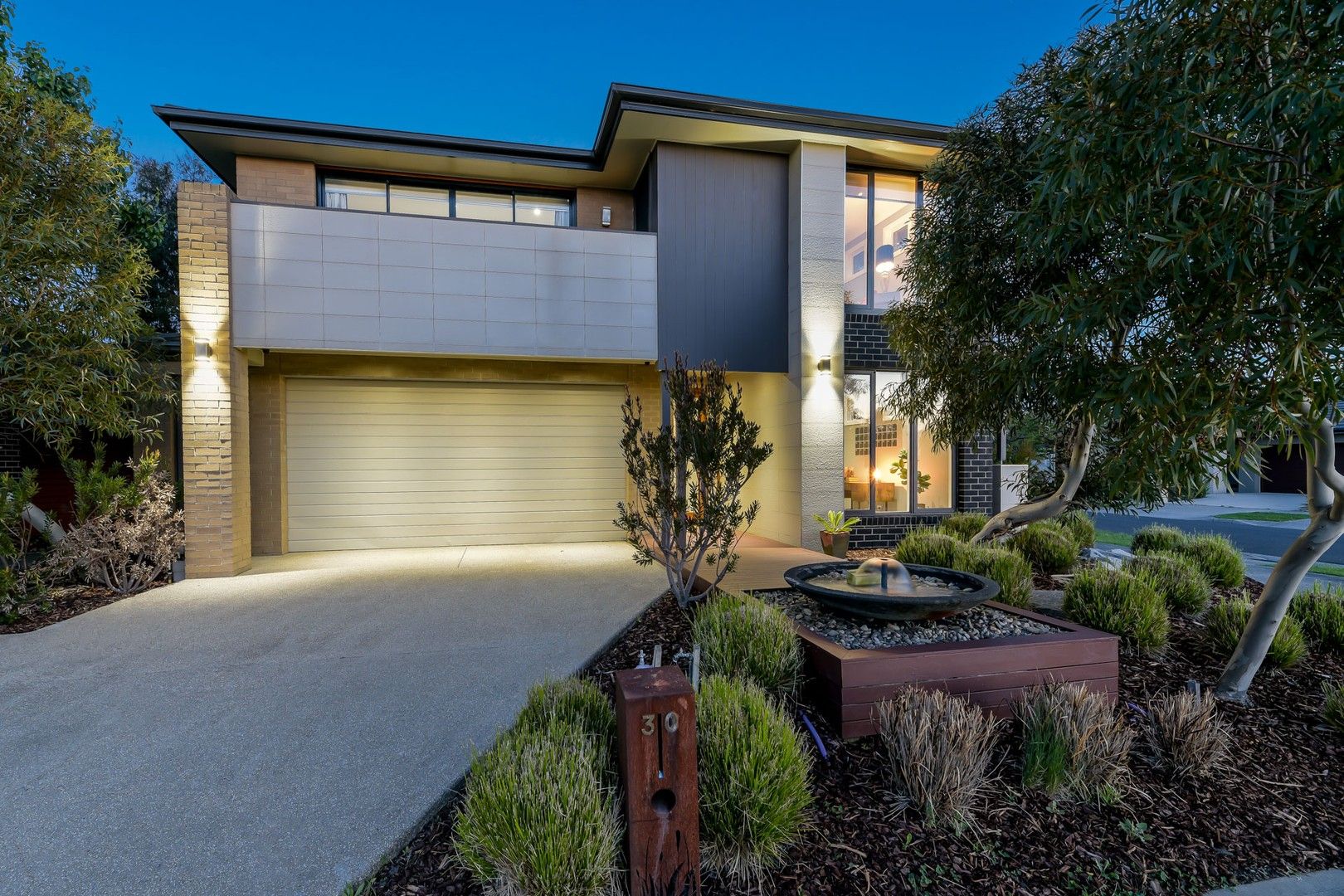 30 Flowerbloom Crescent, Clyde North VIC 3978, Image 0
